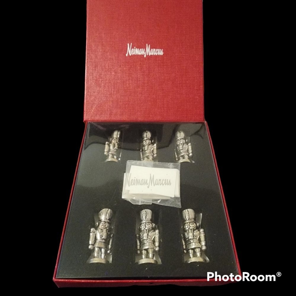 Classic Neiman Marcus Nutcracker Placecard Holders Lunt Silversmiths 2004